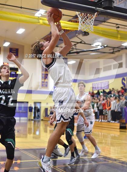 Thumbnail 2 in Emerald Ridge vs. Bellarmine Prep photogallery.