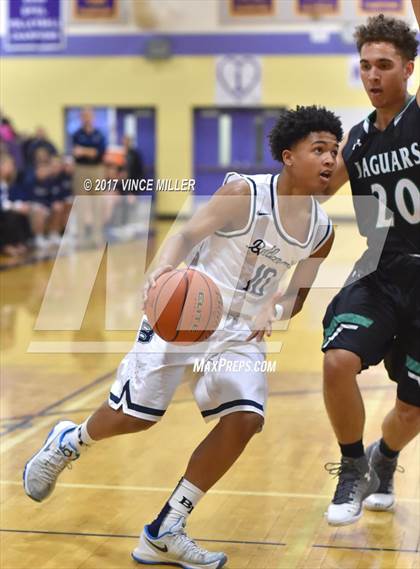 Thumbnail 2 in Emerald Ridge vs. Bellarmine Prep photogallery.