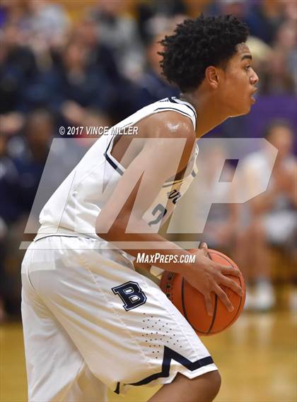 Thumbnail 1 in Emerald Ridge vs. Bellarmine Prep photogallery.