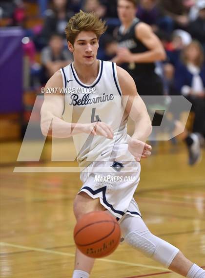 Thumbnail 3 in Emerald Ridge vs. Bellarmine Prep photogallery.