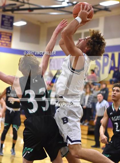 Thumbnail 3 in Emerald Ridge vs. Bellarmine Prep photogallery.