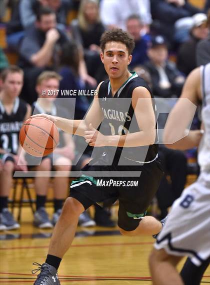 Thumbnail 1 in Emerald Ridge vs. Bellarmine Prep photogallery.
