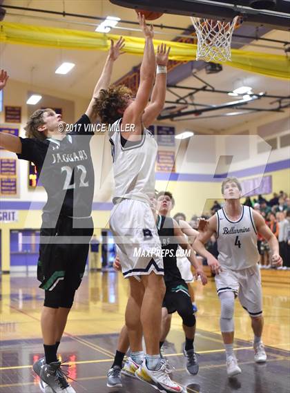 Thumbnail 3 in Emerald Ridge vs. Bellarmine Prep photogallery.