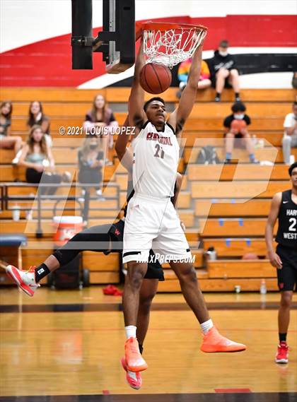 Thumbnail 3 in Harvard-Westlake @ Centennial (CIF SS Open DIV Playoff) photogallery.