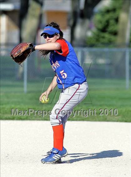 Thumbnail 1 in Riverton @ Tri-City photogallery.