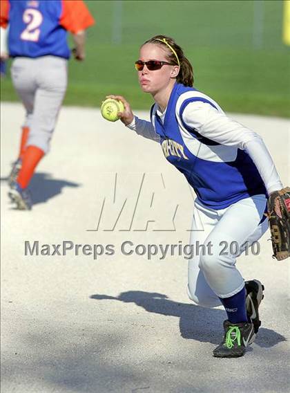 Thumbnail 2 in Riverton @ Tri-City photogallery.