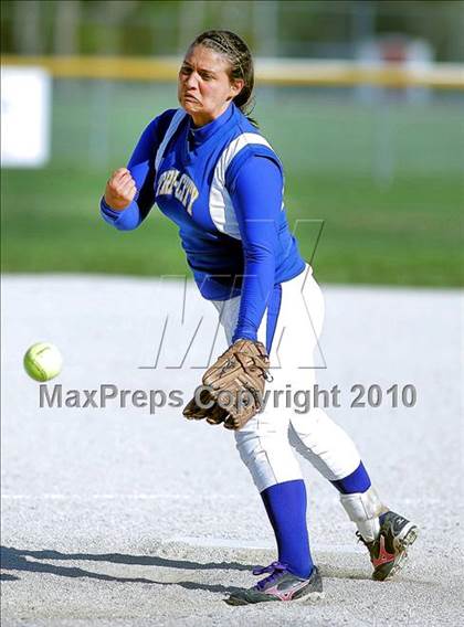Thumbnail 1 in Riverton @ Tri-City photogallery.