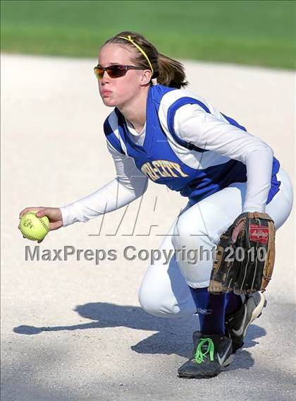 Thumbnail 1 in Riverton @ Tri-City photogallery.