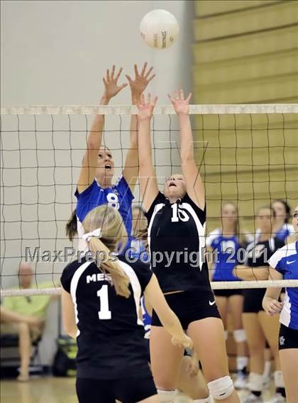Thumbnail 1 in Costa Mesa vs Santa Margarita (Aloha Cougar Classic) photogallery.