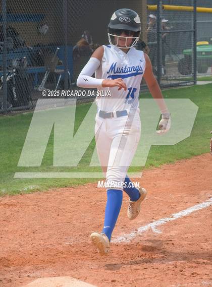 Thumbnail 2 in Katy Taylor vs Cinco Ranch photogallery.