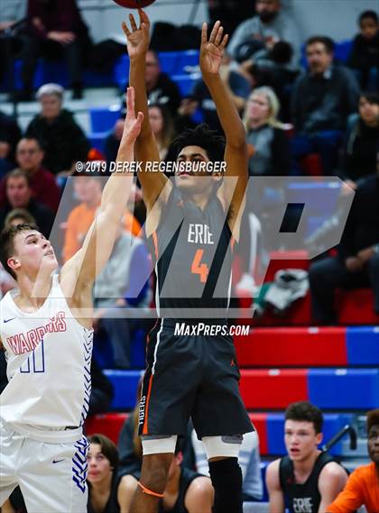 Thumbnail 1 in Centaurus vs Erie (Centaurus Tournament) photogallery.