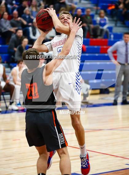 Thumbnail 1 in Centaurus vs Erie (Centaurus Tournament) photogallery.