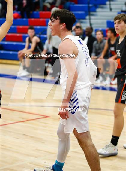 Thumbnail 2 in Centaurus vs Erie (Centaurus Tournament) photogallery.