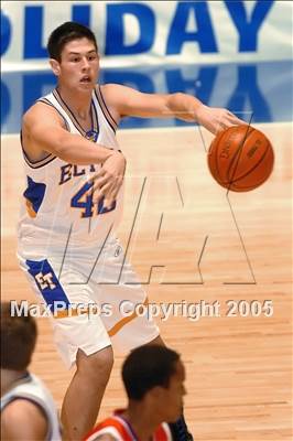 Thumbnail 1 in Los Alamitos vs El Toro (Anaheim Holiday Classic) photogallery.