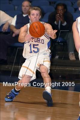 Thumbnail 3 in Los Alamitos vs El Toro (Anaheim Holiday Classic) photogallery.