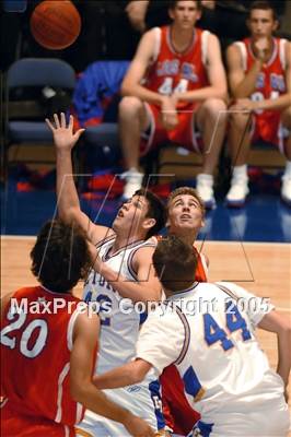 Thumbnail 3 in Los Alamitos vs El Toro (Anaheim Holiday Classic) photogallery.