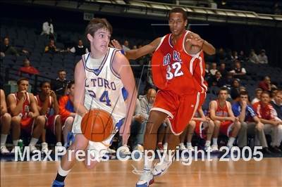 Thumbnail 3 in Los Alamitos vs El Toro (Anaheim Holiday Classic) photogallery.