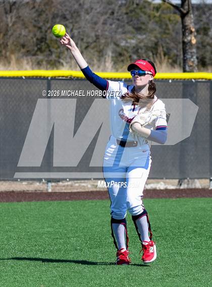 Thumbnail 3 in John Paul II vs. Aledo photogallery.