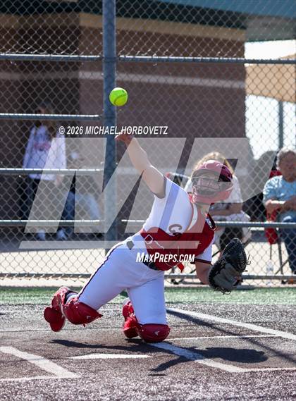 Thumbnail 2 in John Paul II vs. Aledo photogallery.