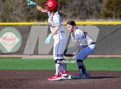 Thumbnail 1 in John Paul II vs. Aledo photogallery.