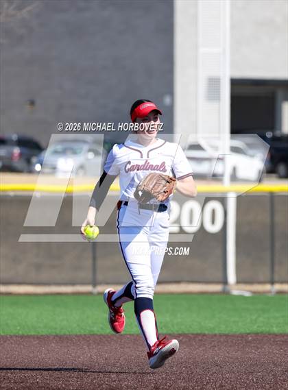 Thumbnail 3 in John Paul II vs. Aledo photogallery.