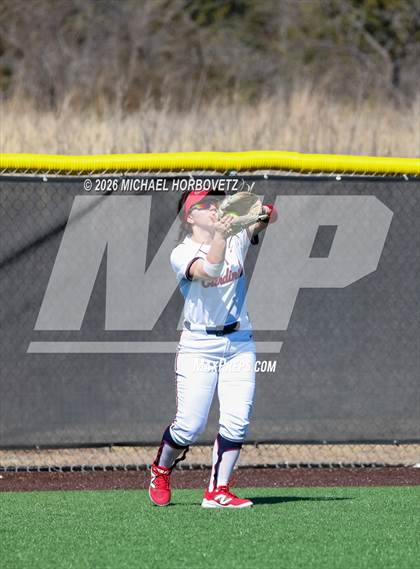Thumbnail 3 in John Paul II vs. Aledo photogallery.