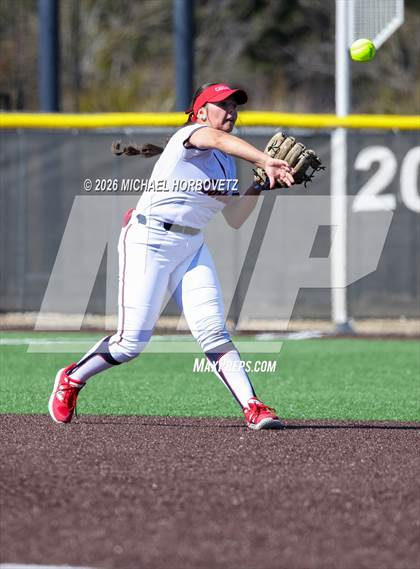 Thumbnail 3 in John Paul II vs. Aledo photogallery.