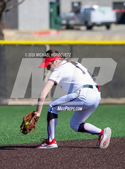 Thumbnail 3 in John Paul II vs. Aledo photogallery.