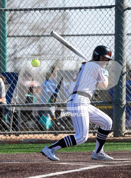 Thumbnail 3 in John Paul II vs. Aledo photogallery.