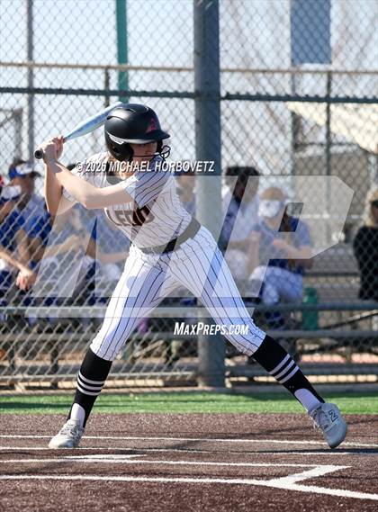 Thumbnail 2 in John Paul II vs. Aledo photogallery.