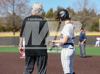 Thumbnail 3 in John Paul II vs. Aledo photogallery.
