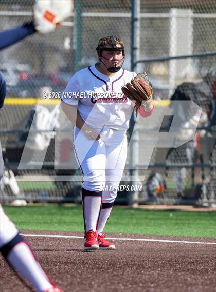 Thumbnail 2 in John Paul II vs. Aledo photogallery.