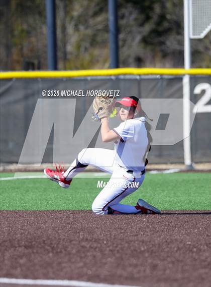 Thumbnail 3 in John Paul II vs. Aledo photogallery.