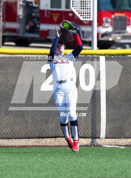 Thumbnail 3 in John Paul II vs. Aledo photogallery.