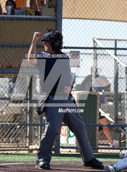 Thumbnail 2 in John Paul II vs. Aledo photogallery.