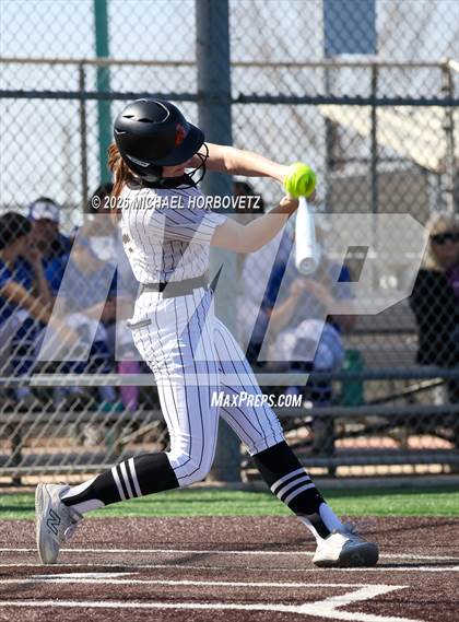 Thumbnail 1 in John Paul II vs. Aledo photogallery.