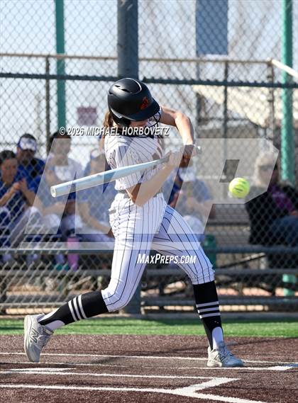 Thumbnail 3 in John Paul II vs. Aledo photogallery.