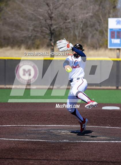 Thumbnail 2 in John Paul II vs. Aledo photogallery.
