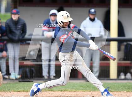 Thumbnail 3 in Kent @ Loomis photogallery.