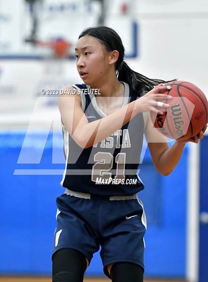 Thumbnail 2 in Vista del Lago vs. Lincoln (50th Dorothy Speck Memorial) photogallery.