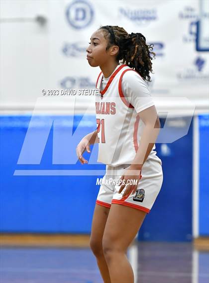 Thumbnail 2 in Vista del Lago vs. Lincoln (50th Dorothy Speck Memorial) photogallery.