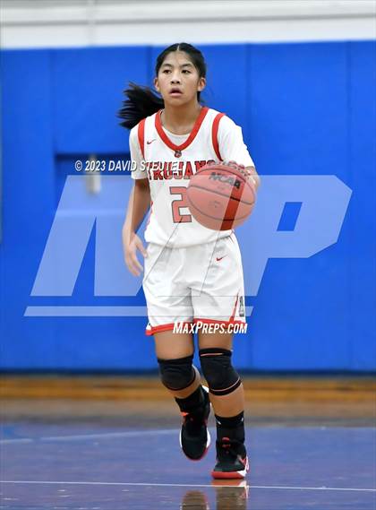Thumbnail 2 in Vista del Lago vs. Lincoln (50th Dorothy Speck Memorial) photogallery.