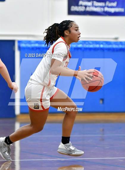 Thumbnail 3 in Vista del Lago vs. Lincoln (50th Dorothy Speck Memorial) photogallery.