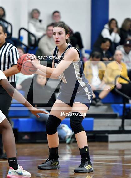 Thumbnail 1 in Vista del Lago vs. Lincoln (50th Dorothy Speck Memorial) photogallery.