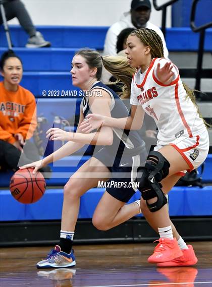 Thumbnail 3 in Vista del Lago vs. Lincoln (50th Dorothy Speck Memorial) photogallery.