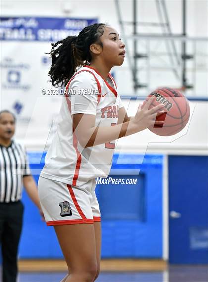 Thumbnail 2 in Vista del Lago vs. Lincoln (50th Dorothy Speck Memorial) photogallery.