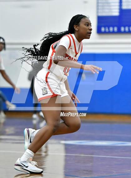 Thumbnail 3 in Vista del Lago vs. Lincoln (50th Dorothy Speck Memorial) photogallery.