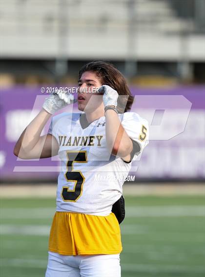 Thumbnail 3 in Vianney @ Fayetteville photogallery.