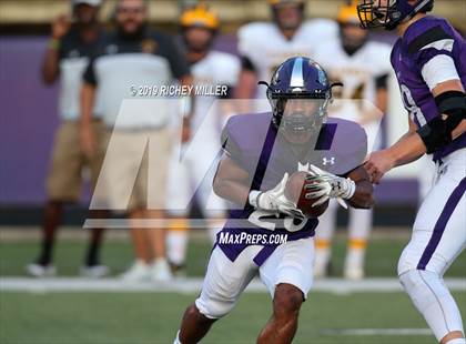 Thumbnail 3 in Vianney @ Fayetteville photogallery.