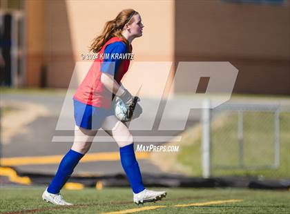 Thumbnail 3 in Elkton vs Aberdeen (Scrimmage) photogallery.